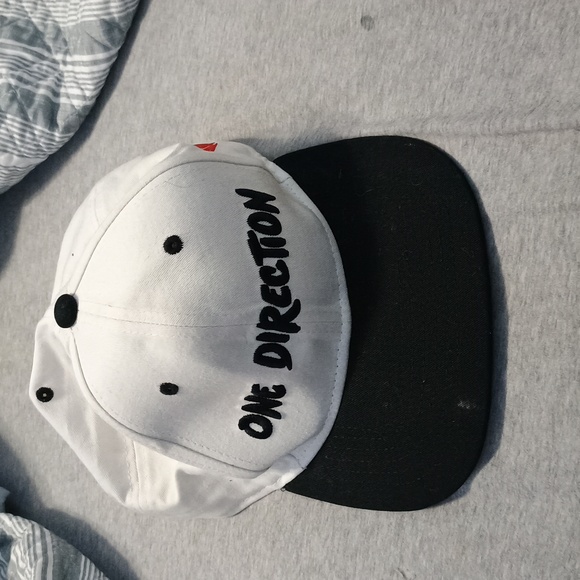 One Direction Hat - Picture 1 of 4